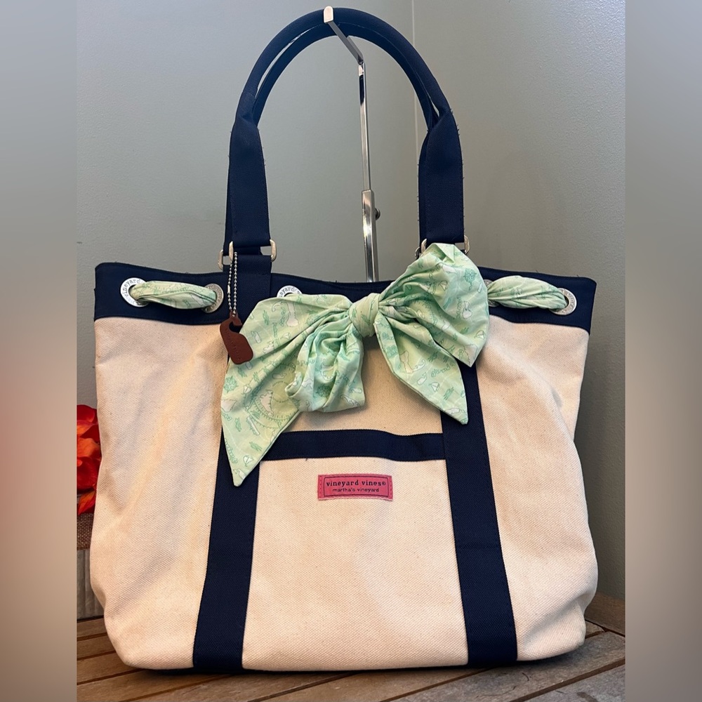 Vineyard Vines Canvas Grommets Belt Bow Lined Tote Shoulder Bag Purse.